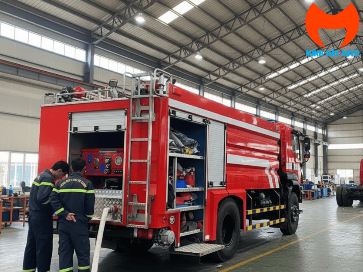 Xe cứu hỏa mini và xe chữa cháy có thang vươn