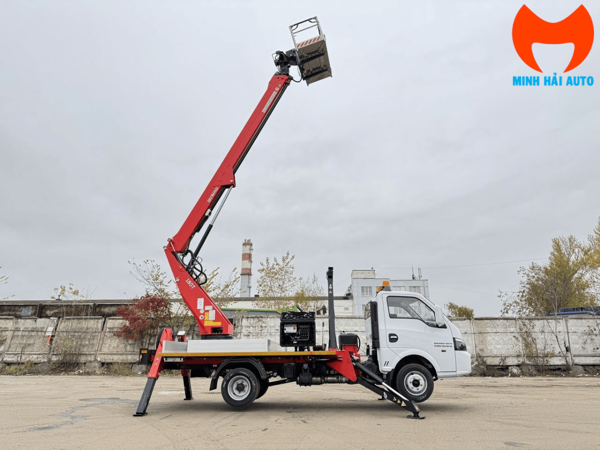 Xe Nâng Người 18m Sửa Điện