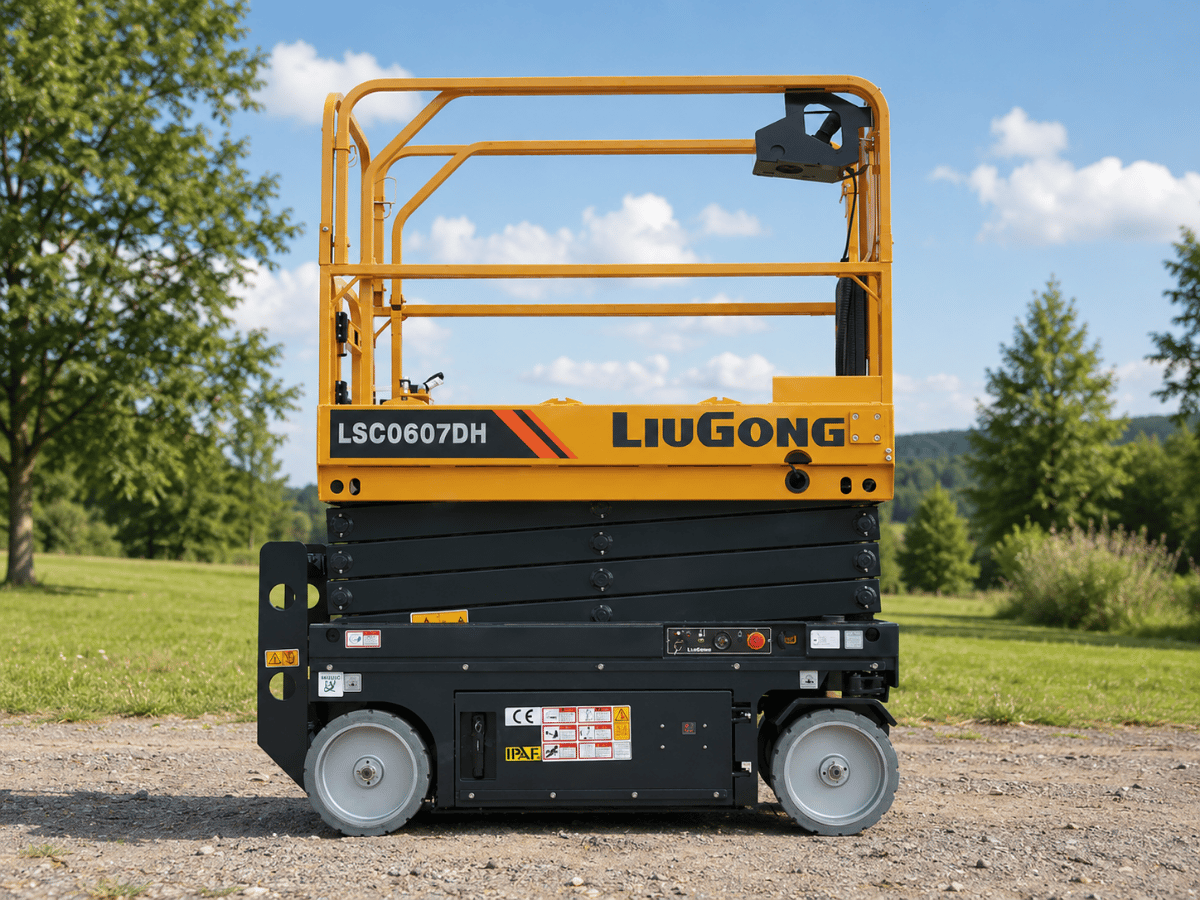 Xe nâng người cắt kéo mini Liugong LSC0607DH 7.8m