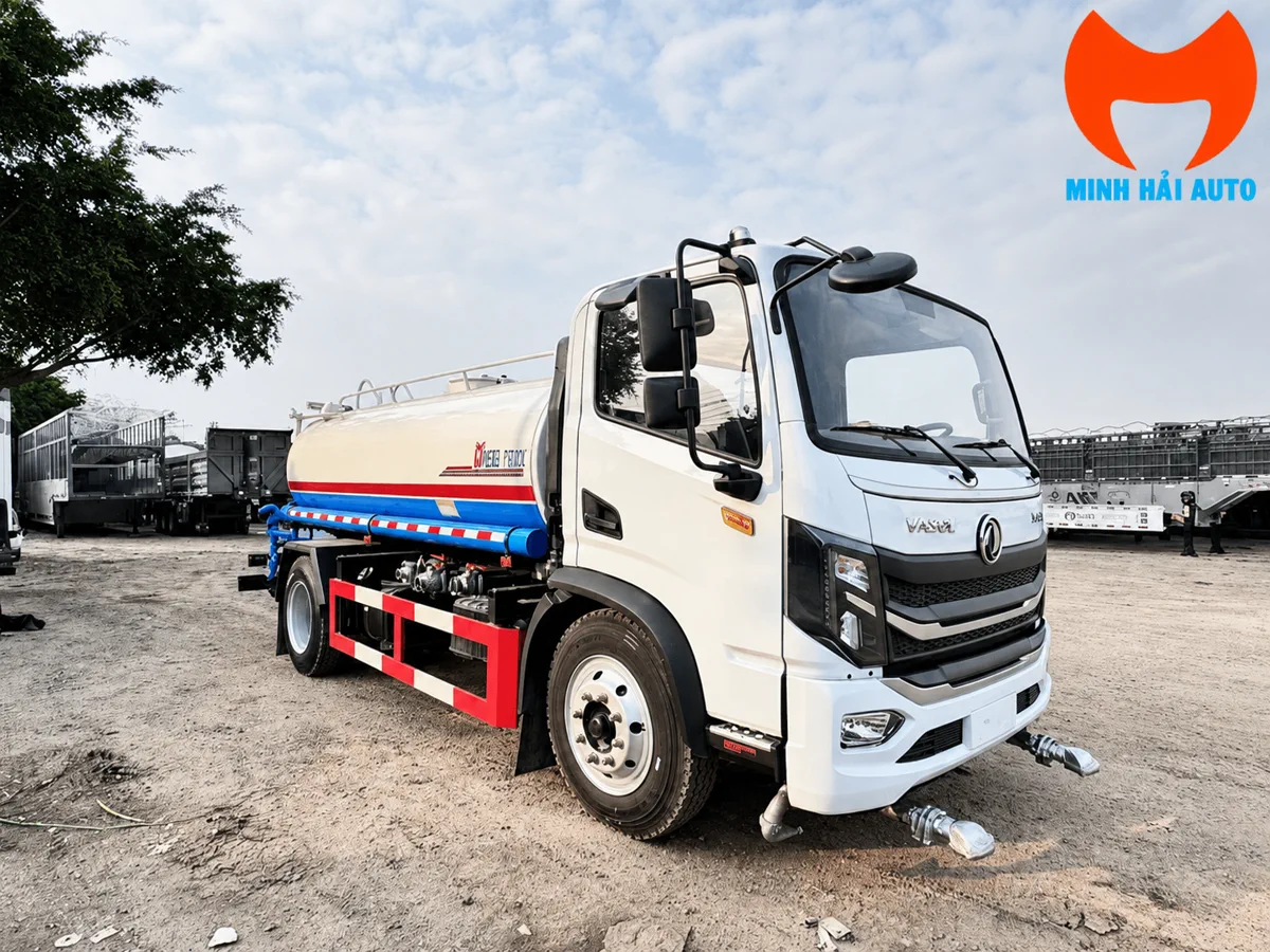 Xe phun nước rửa đường 7 khối Dongfeng YZZ5120GPSE5 Euro V