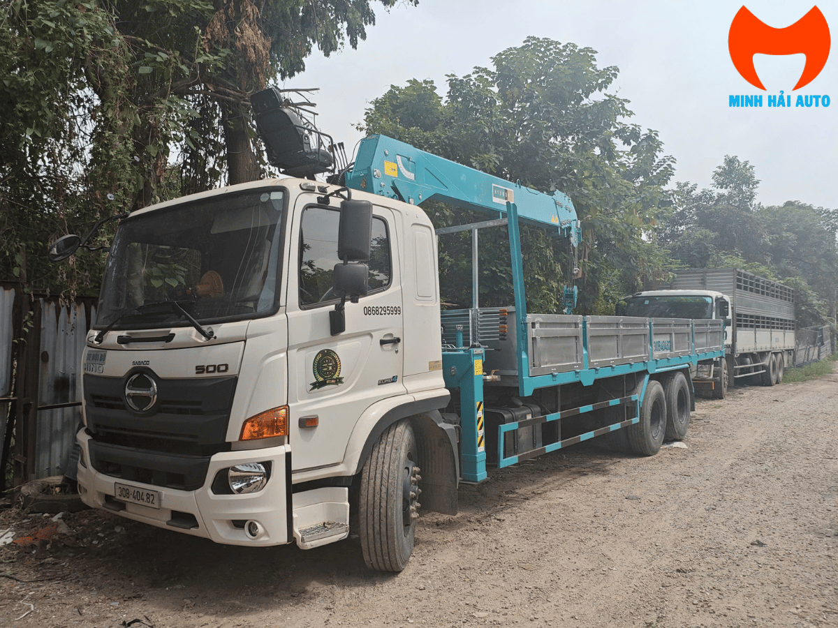 Xe tải gắn cẩu Hyundai Everdigm Kanglim Soosan Unic Tanado tại Minh Hải Auto