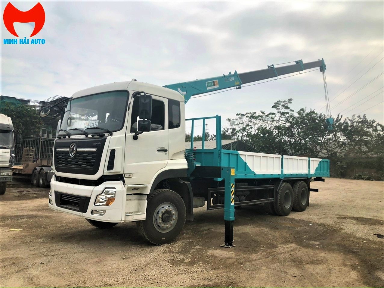 Xe cẩu thùng 14m có giỏ nâng người