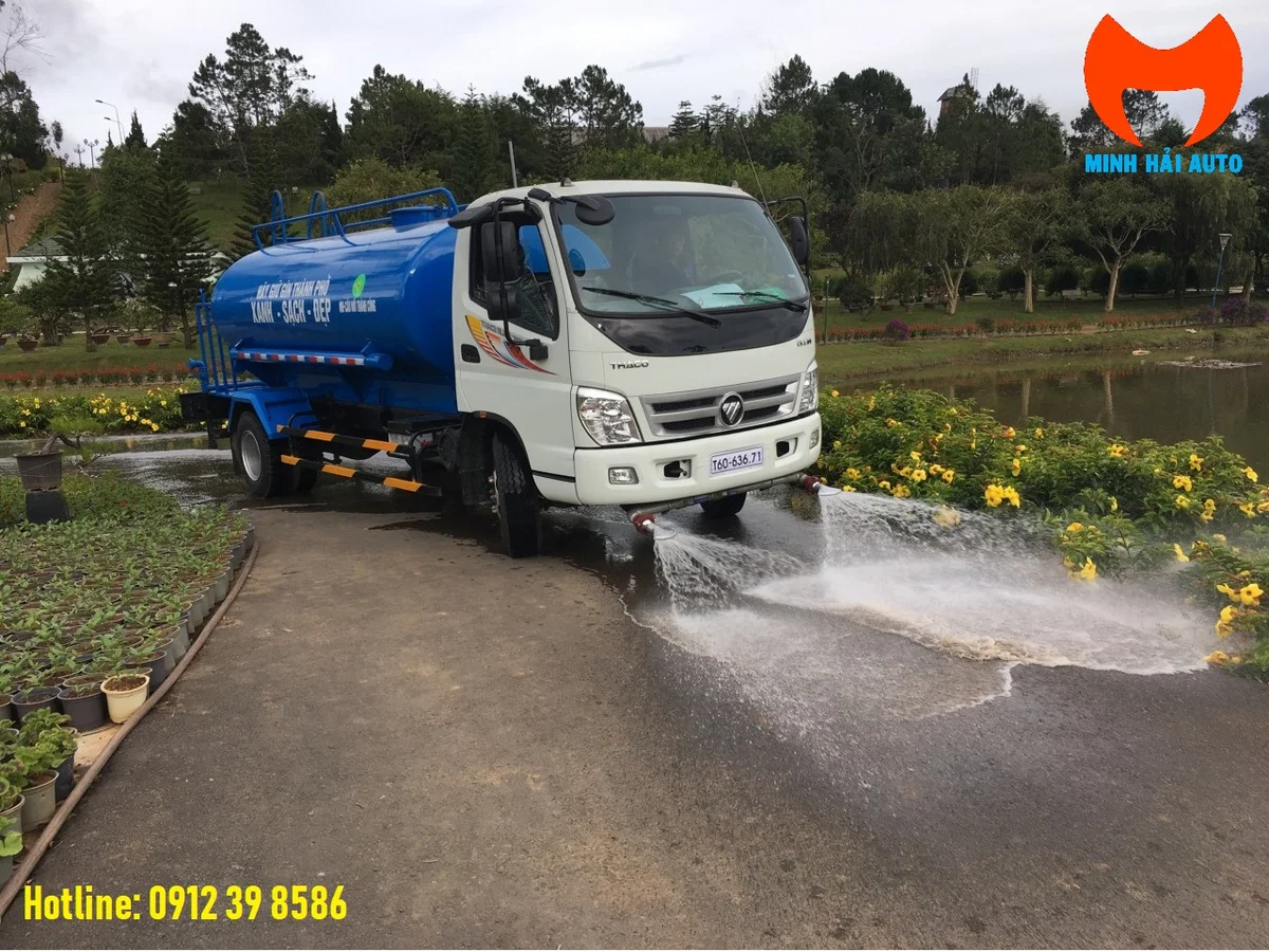 Xe Rửa Đường Tưới Cây 8 Khối Thaco Ollin 700C