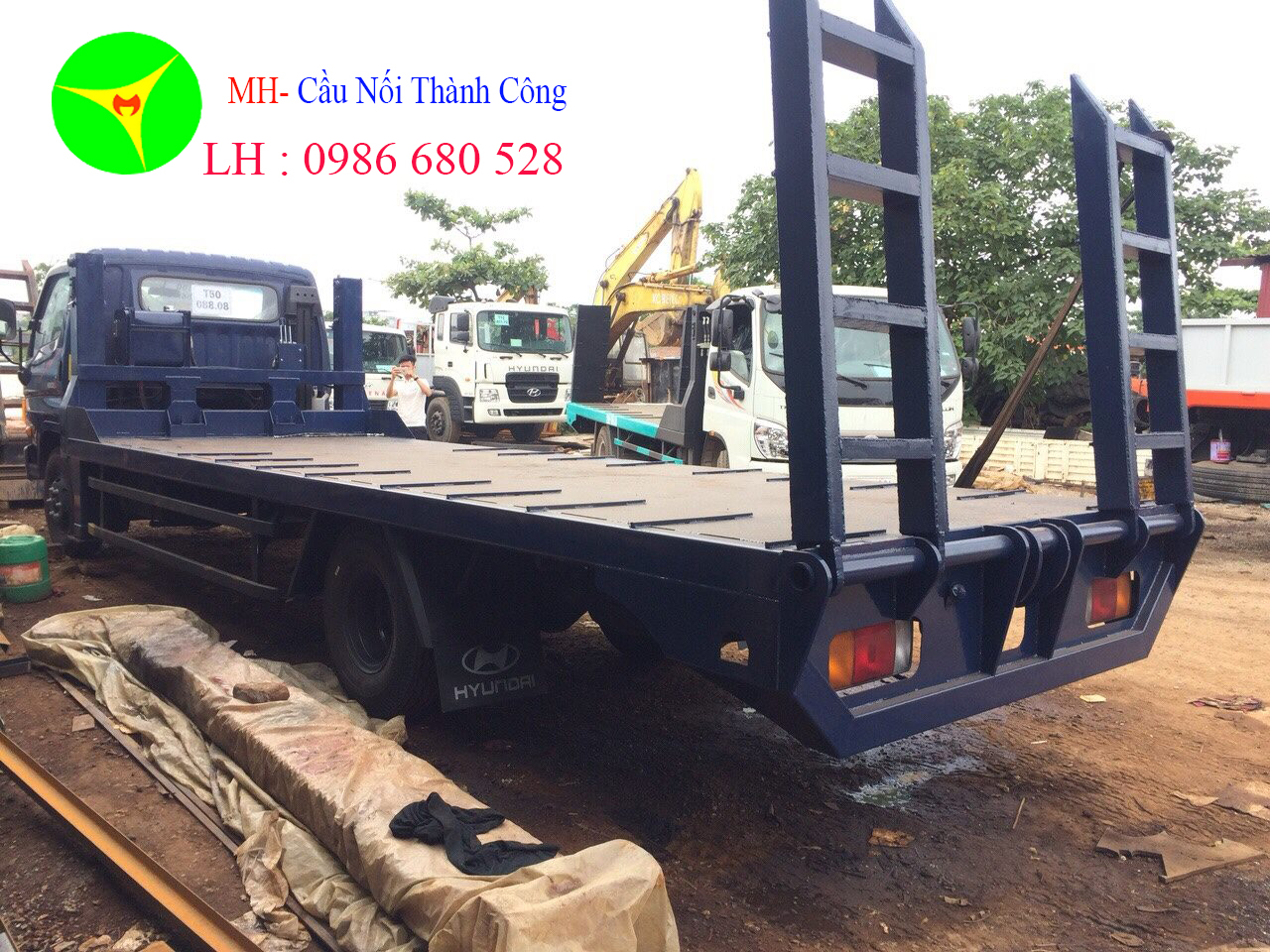 xe-tai-hyundai-hd120sl-8-tan-nang-dau-cho-may-cong-trinh