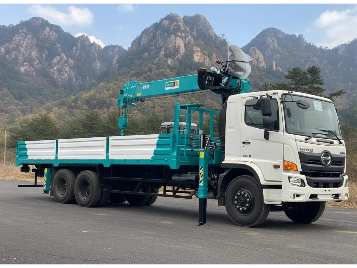 xe-tai-hino-fg-2-chan-gan-cau-hyundai-hlc-7016