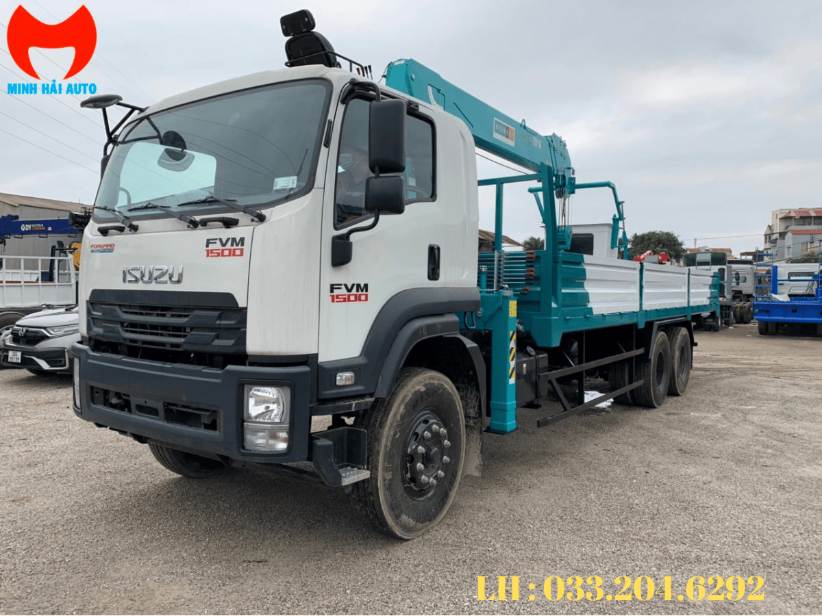 Xe tải Isuzu FVM1500 gắn cẩu Hyundai Everdigm 8 tấn