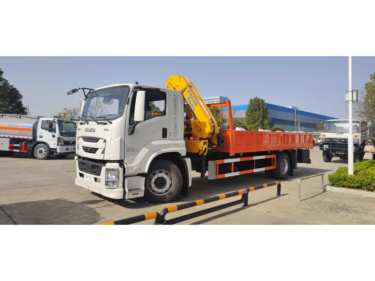 xe-tai-isuzu-giga-gan-cau-gap-8-tan-xcmg