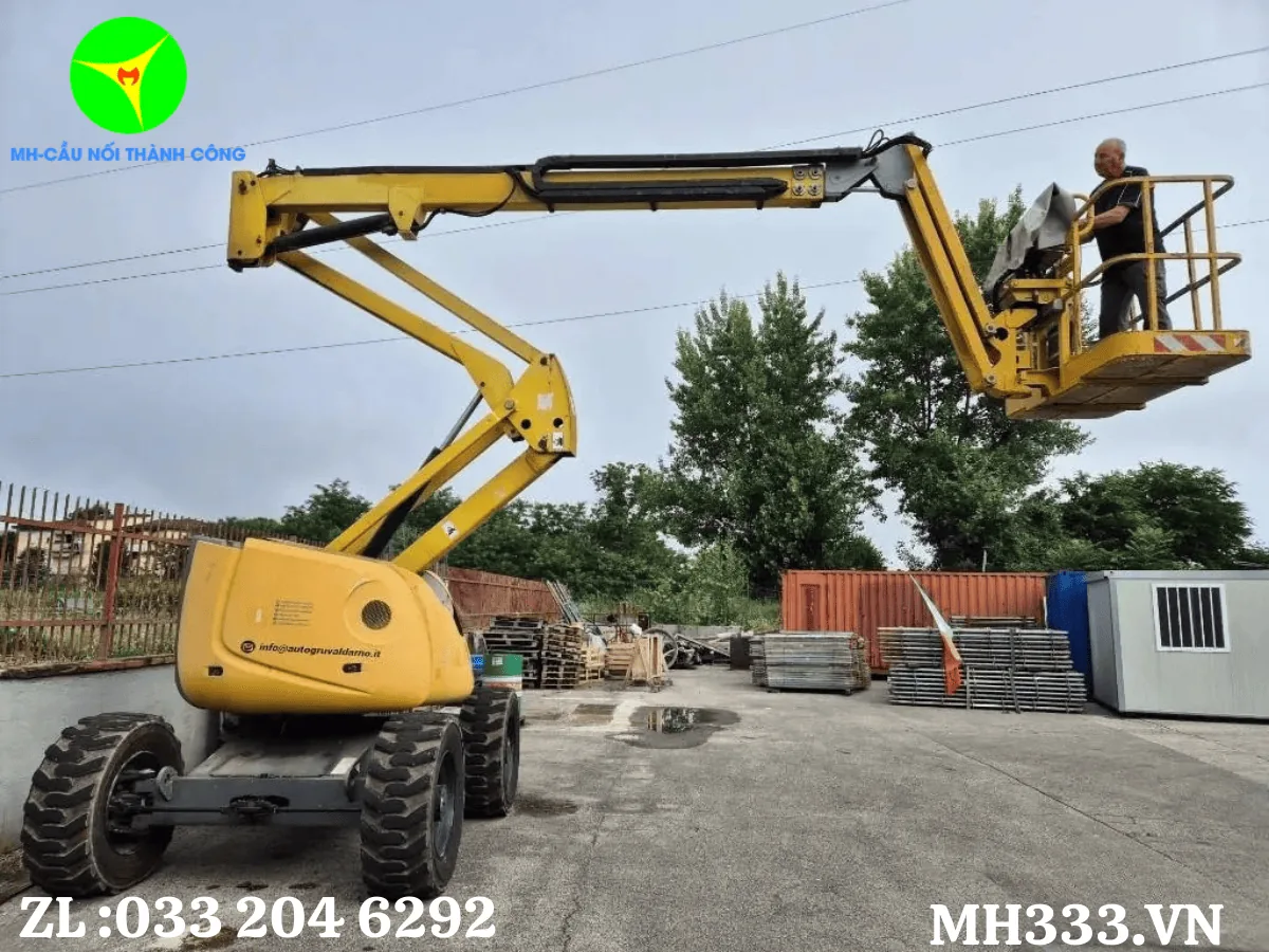 xe-nang-nguoi-18m-z-boom-haulotte-ha18px