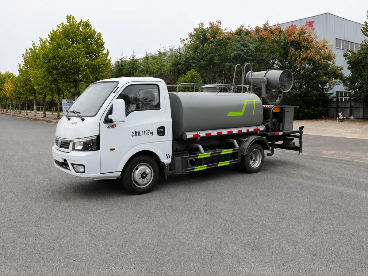 xe-bon-phun-suong-mini-dongfeng-tuyi-2-5-khoi
