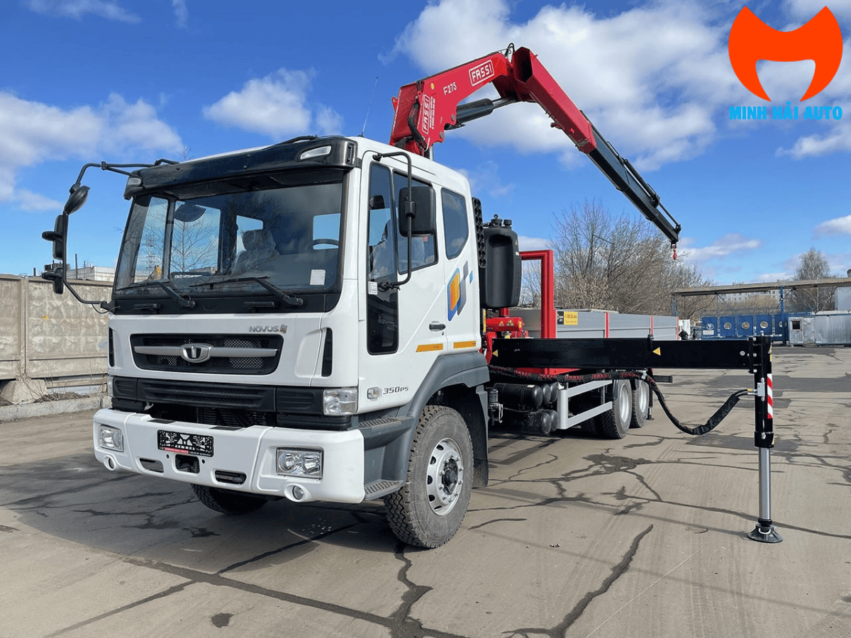 xe-tai-daewoo-gan-cau-robot-9-tan-cau-gap