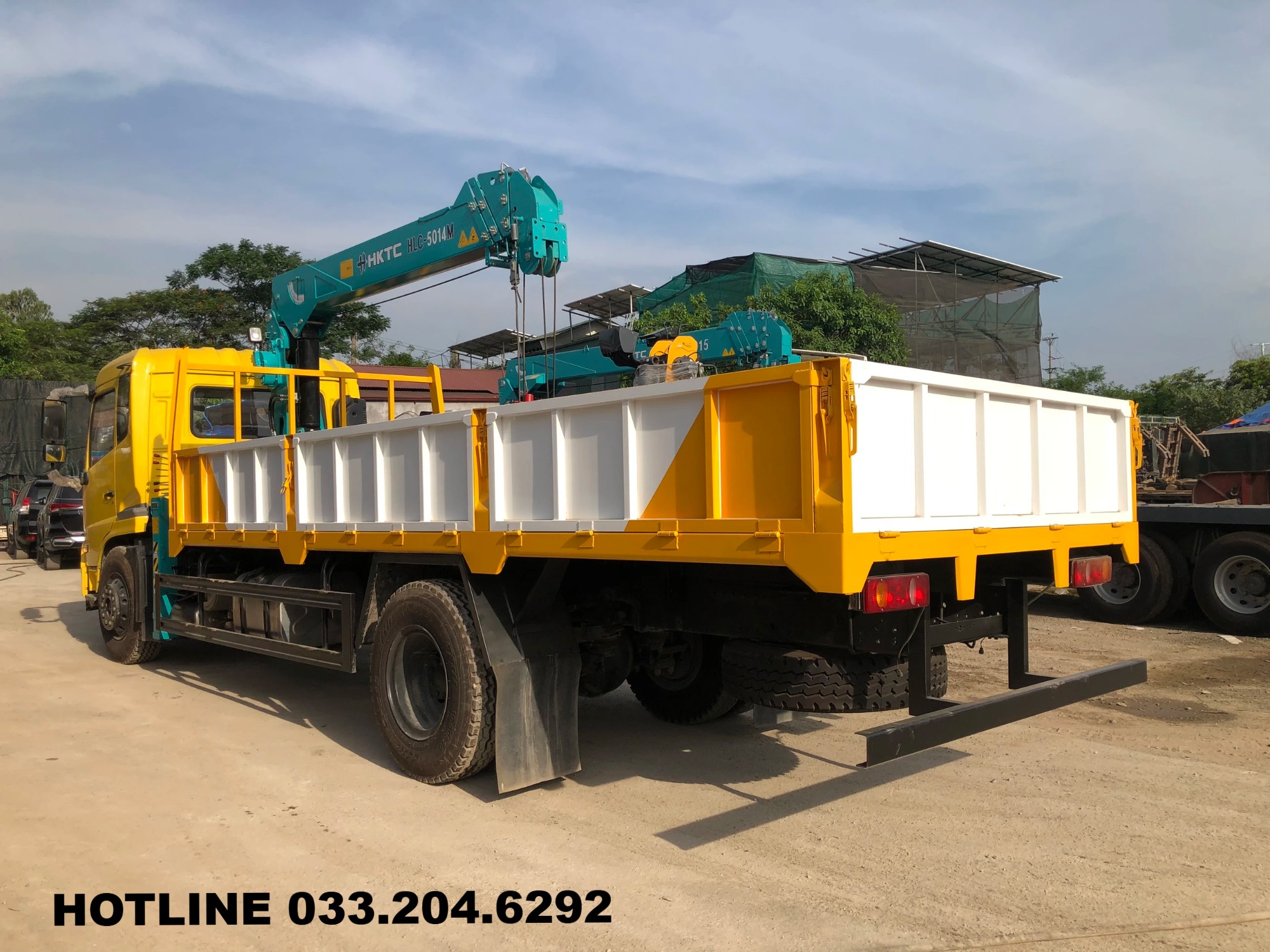 Cẩu tự hành Hyundai Everdigm HLC-5014 lắp sau cabin Dongfeng B180