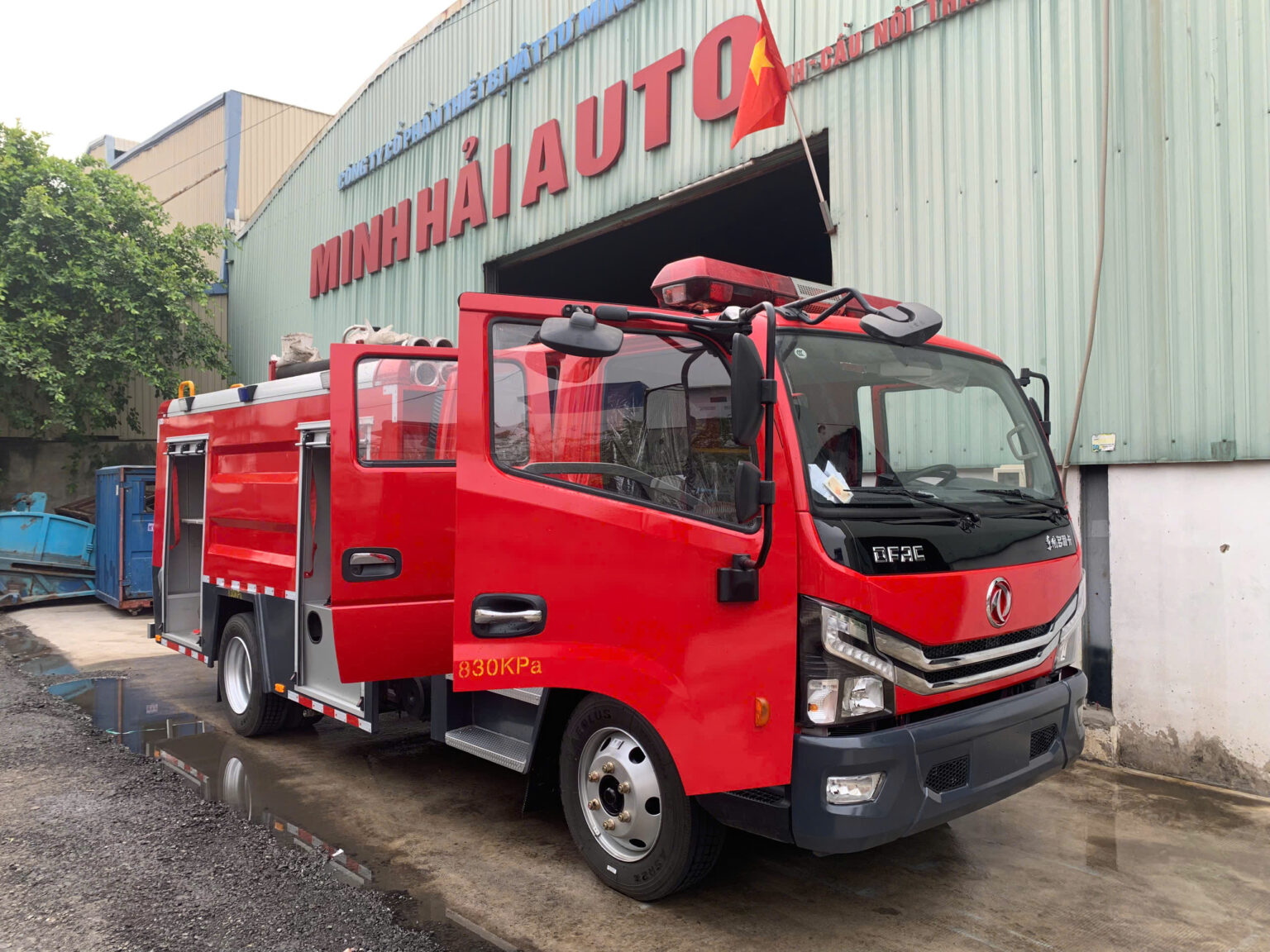 xe-cuu-hoa-chua-chay-dongfeng-4-khoi