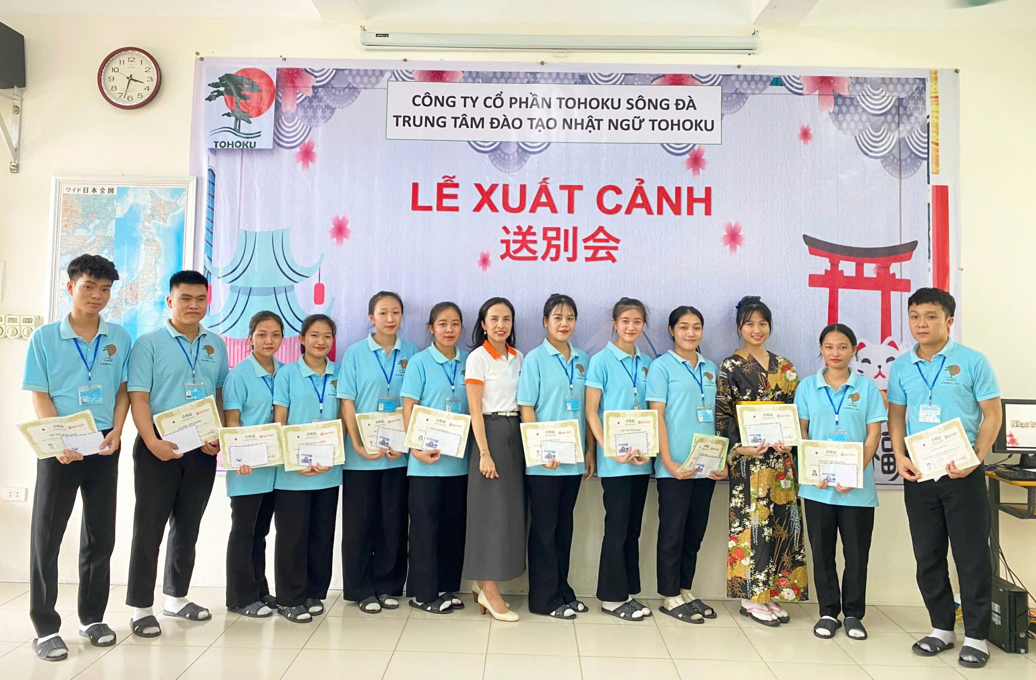 CHÚC MỪNG 12 HỌC VIÊN CÓ THẺ TƯ CÁCH LƯU TRÚ CHUẨN BỊ XUẤT CẢNH