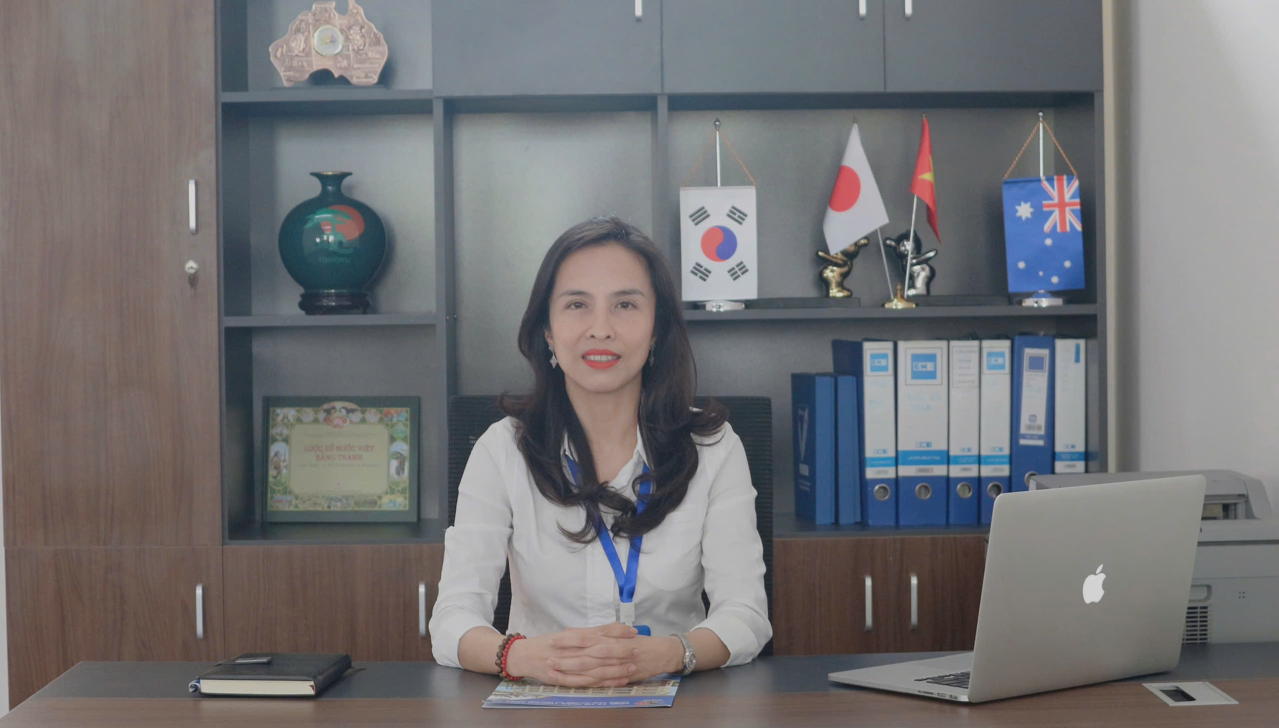 THƯ NGỎ