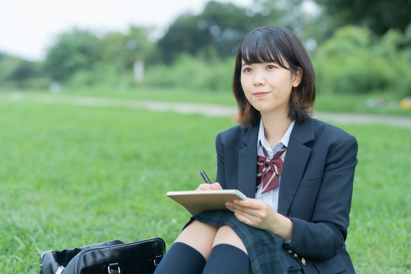 THỜI GIAN TRỐNG SAU TỐT NGHIỆP CÓ ẢNH HƯỞNG ĐẾN HỒ SƠ DU HỌC NHẬT BẢN KHÔNG?