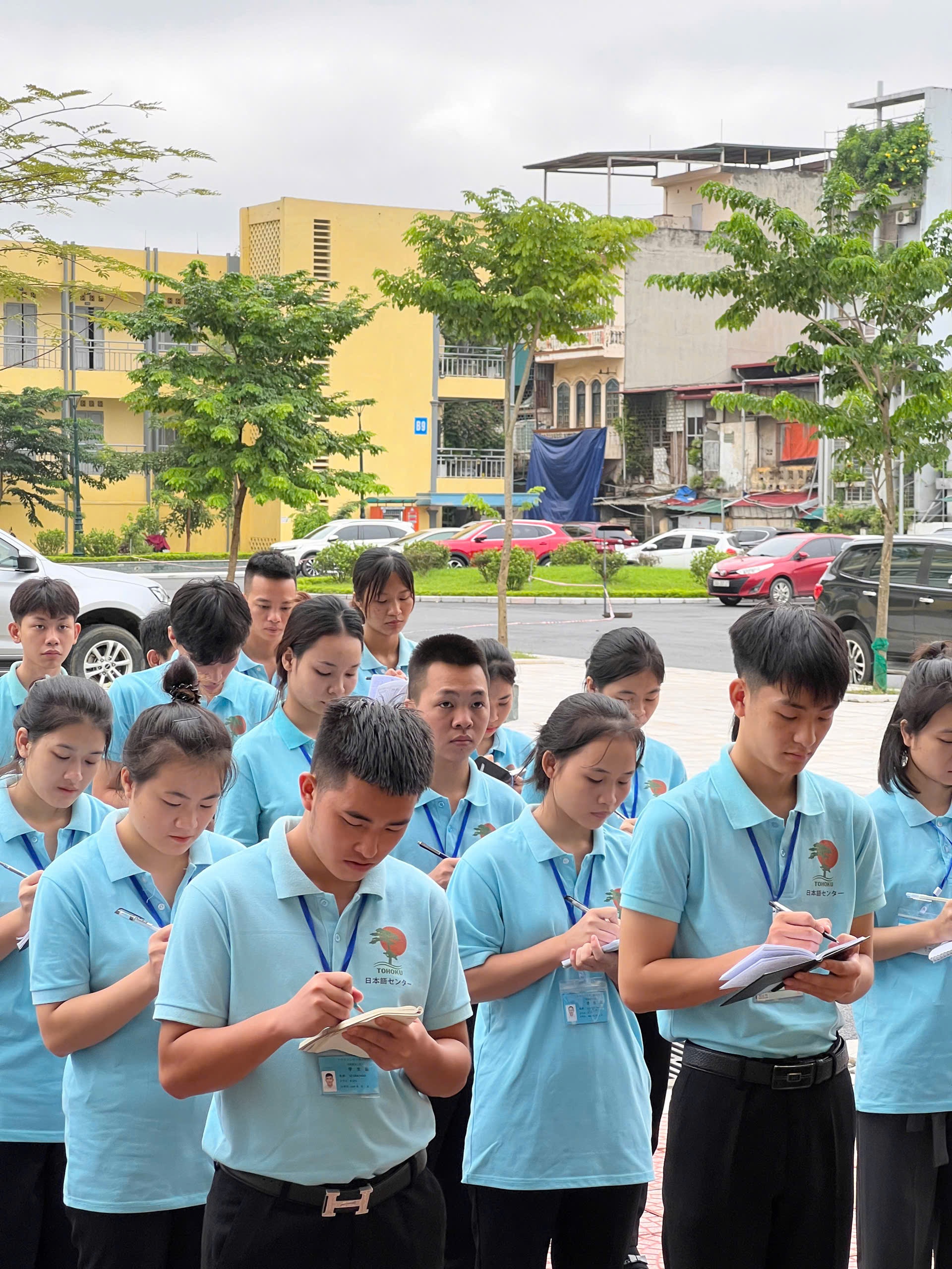 “ ĐÀO TẠO CON NGƯỜI - GIÁ TRỊ CỐT LÕI TRONG GIÁO DỤC “