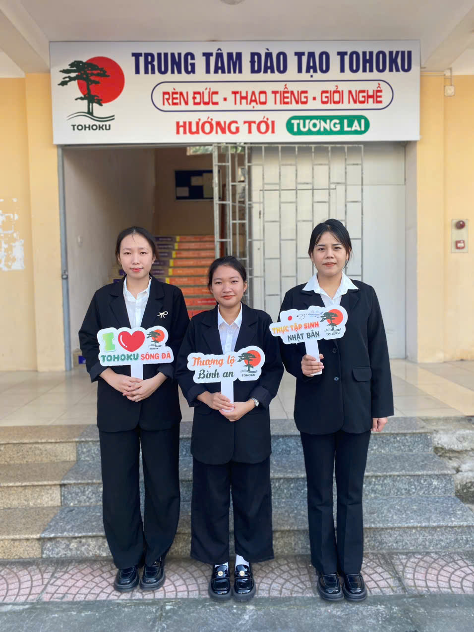 CHÚC MỪNG 03 HỌC VIÊN XUẤT CẢNH THÀNH CÔNG NGÀY 03/10/2024