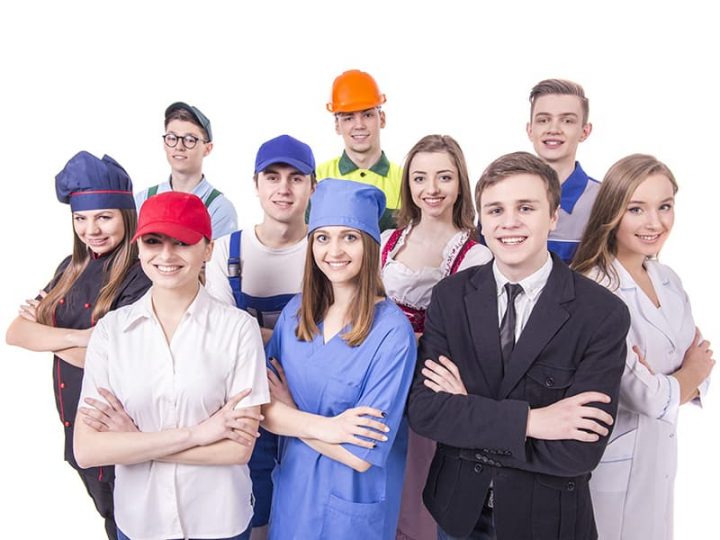 TẠI ÚC, HỆ THỐNG TRƯỜNG NGHỀ VET ĐƯỢC CƠ QUAN NÀO QUẢN LÝ?  CÁCH KIỂM TRA MỘT TRƯỜNG VET TRƯỚC KHI ĐĂNG KÝ