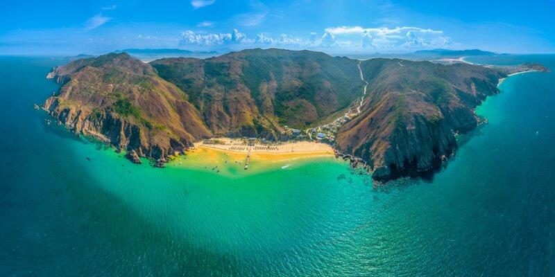 3 vùng biển mới lạ cho chuyến trăng mật tiết kiệm chi phí