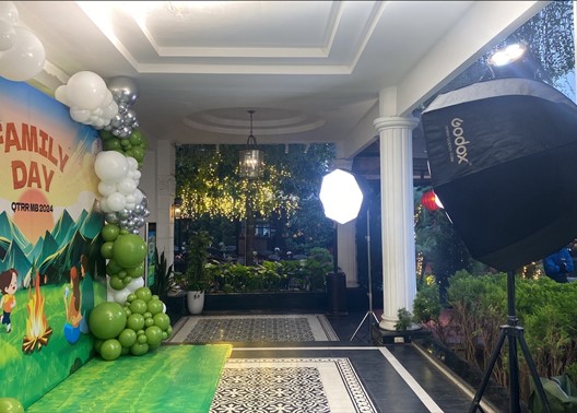 Thuê máy ảnh, máy quay, lens, đèn quay phim giá tốt tại Hà Nội – YÊU MEDIA có gì nổi bật?