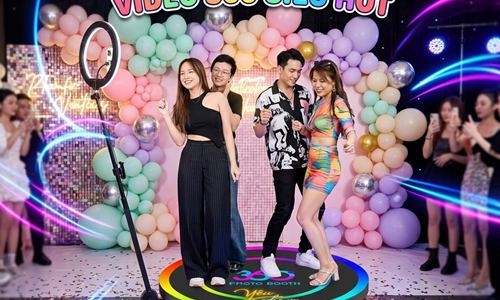 5 lý do bạn nên thuê 360 Photo Booth cho sự kiện thay vì photobooth truyền thống