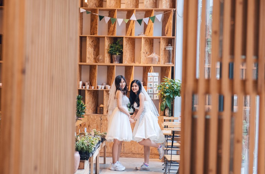 Chụp ảnh cô dâu cho 2 người bạn thân: Vương Xuân - Ngọc Mai