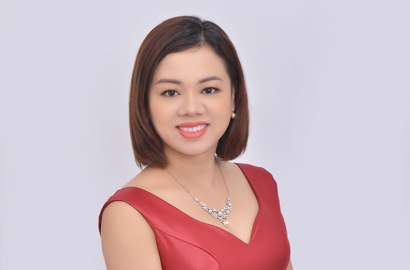 Chụp ảnh profile cá nhân chuyên nghiệp: chị Nhàn