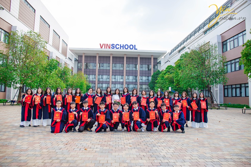 Ảnh chụp kỷ yếu học sinh trường Vinschool - Hà Nội