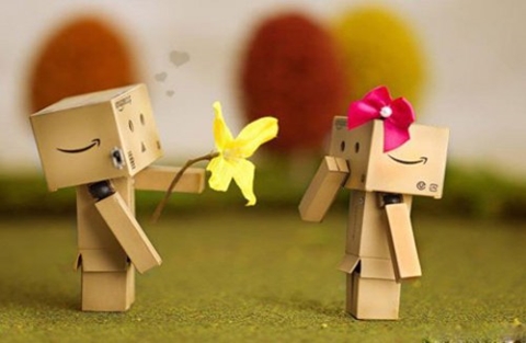 Thời gian nhận ra yêu một người đôi khi chỉ bằng một ánh nhìn