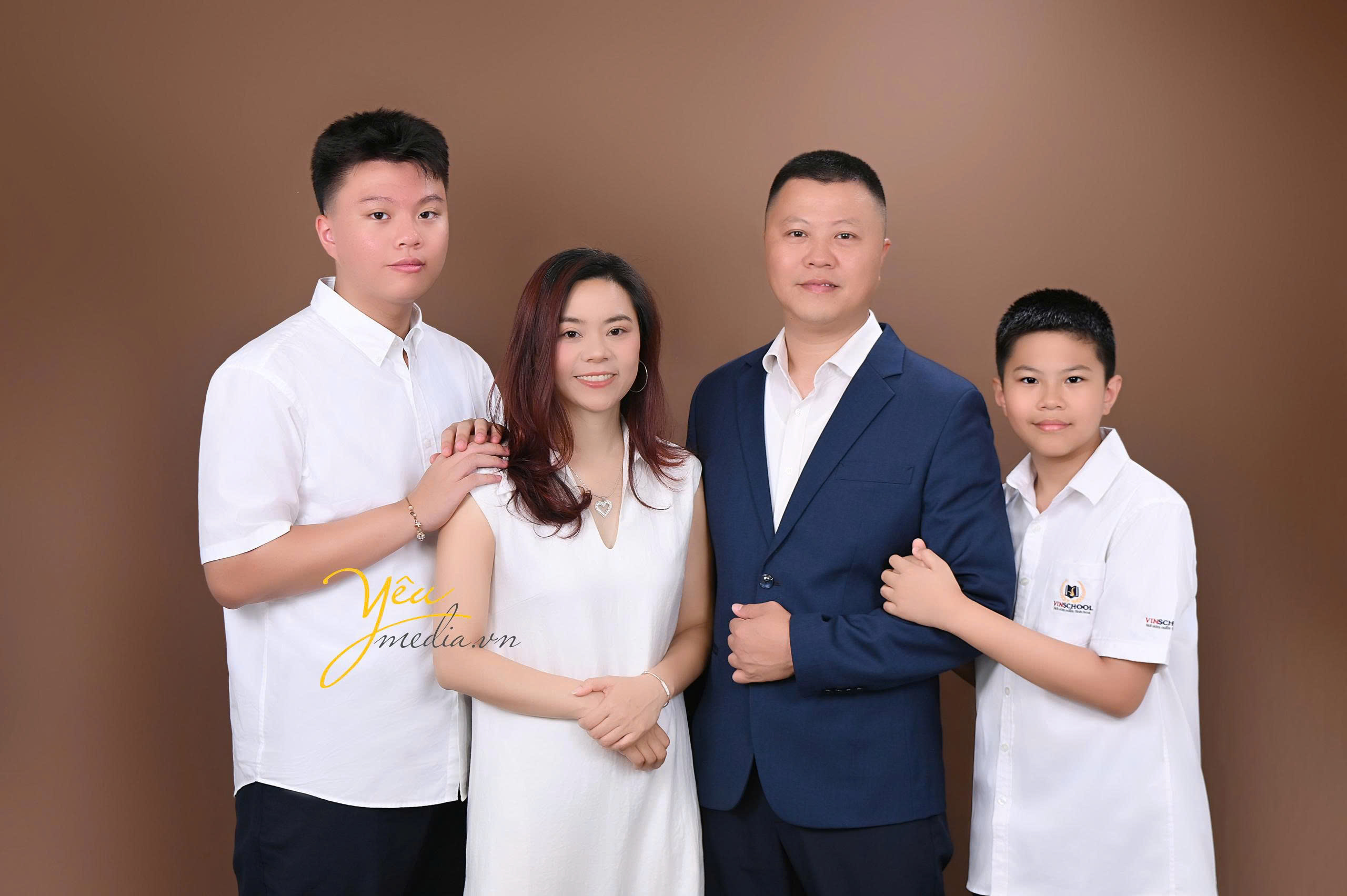 Những bức ảnh gia đình kỷ niệm với phong cách Hàn Quốc đơn giản