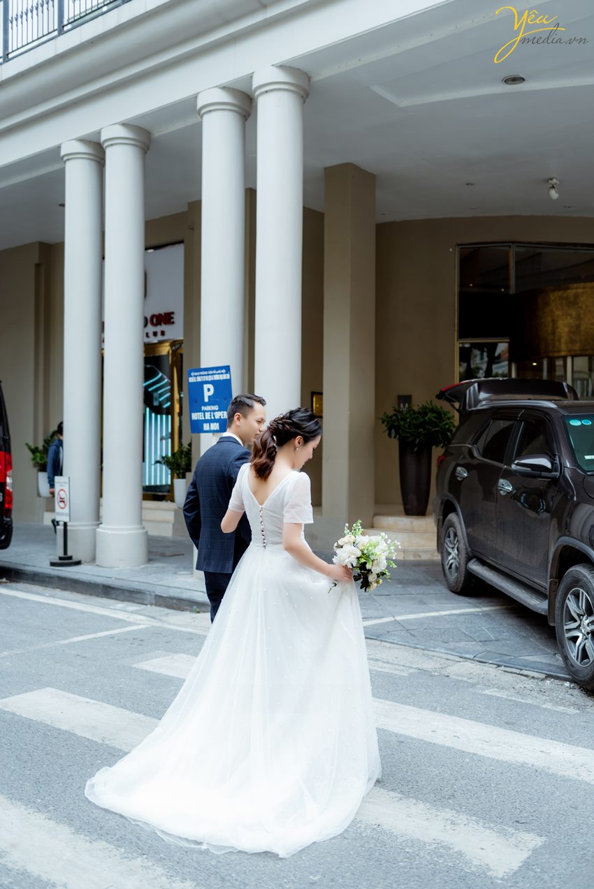 Chụp ảnh cưới ở phố cổ Hà Nội - địa điểm truyền thống không bao giờ cũ: