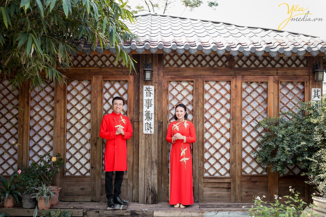 Chụp ảnh cưới trong đại học Dược Hà Nội và phim trường studio