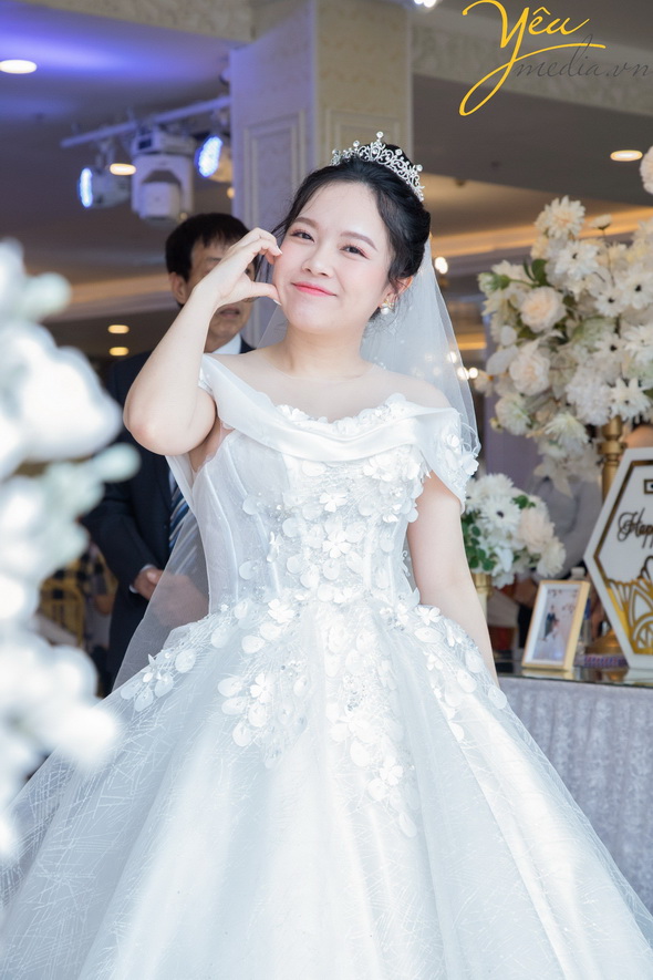 Bộ ảnh  ngày cưới chú rể Quốc Trung và cô dâu Vân Anh