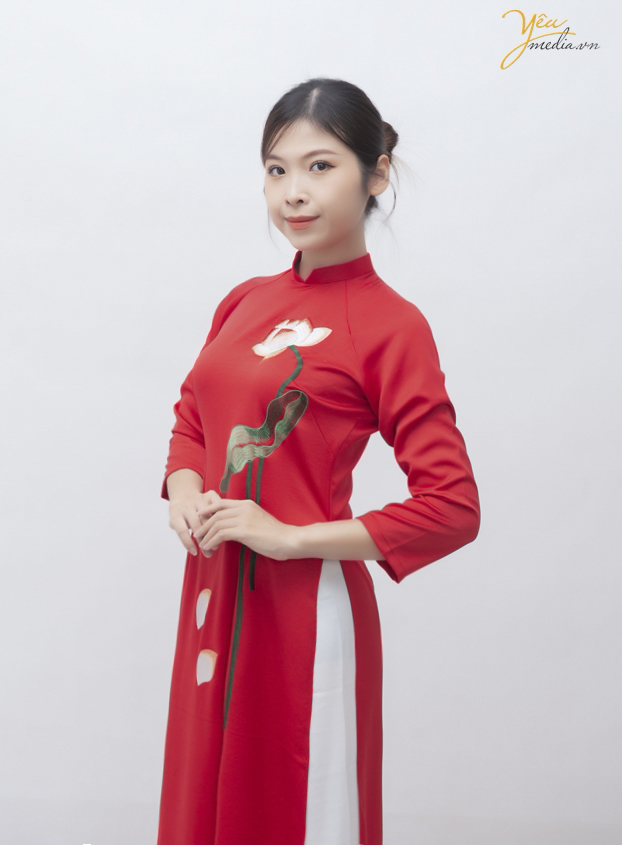 Áo dài đỏ tay dài 01