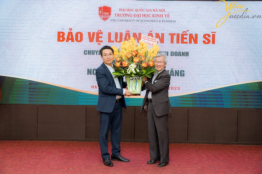 Những hình ảnh đẹp tại Đại học Quốc gia Hà Nội trong buổi bảo vệ luận án tiến sĩ