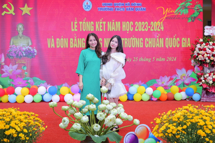 Lễ tổng kết năm học tại trường THCS Văn Quán 