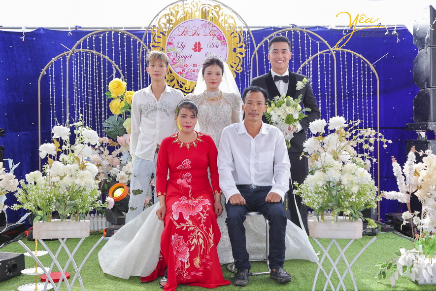 Bộ ảnh nagỳ cưới của chú rể Hải Đăng và cô dâu Lý Nguyệt