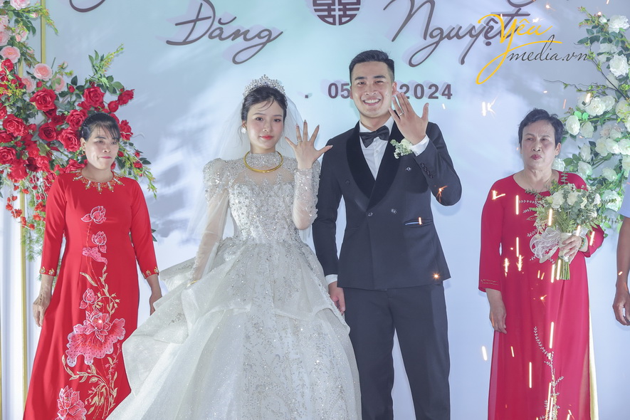 Bộ ảnh nagỳ cưới của chú rể Hải Đăng và cô dâu Lý Nguyệt