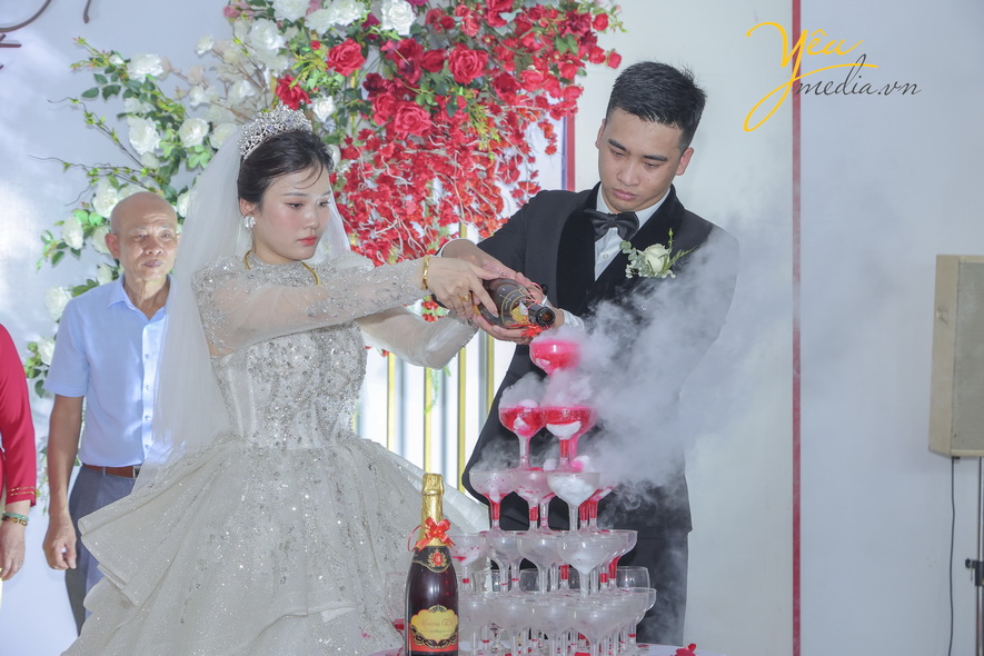 Bộ ảnh nagỳ cưới của chú rể Hải Đăng và cô dâu Lý Nguyệt