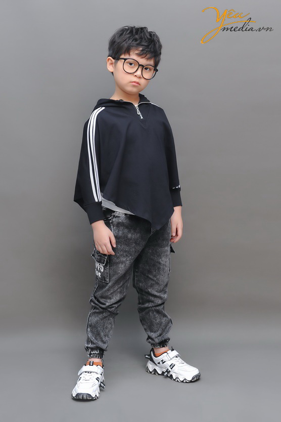 Chụp ảnh cho mẫu nhí tại studio hà nội
