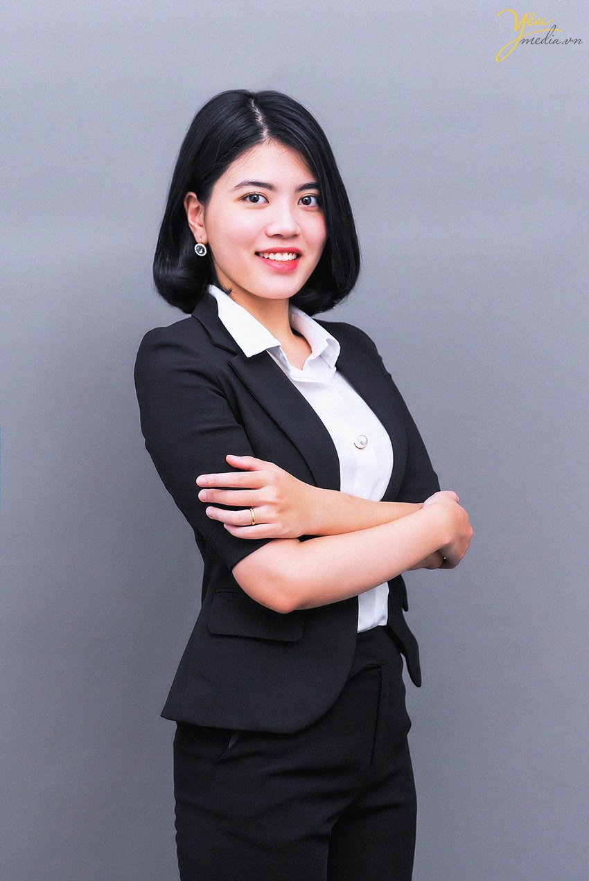 Chụp ảnh profile cho người Hàn Quốc tại Hà Nội - Korean Portrait Photography