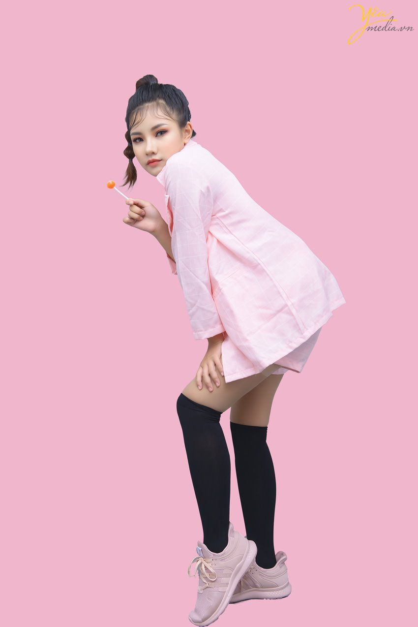 Chụp ảnh concept cá tính, nổi loạn "chất lừ" trong studio Hà Nội: