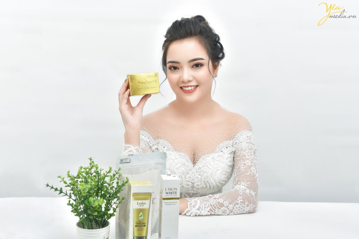 Chụp ảnh chân dung beauty trong studio và sản phẩm mỹ phẩm tại hà nội