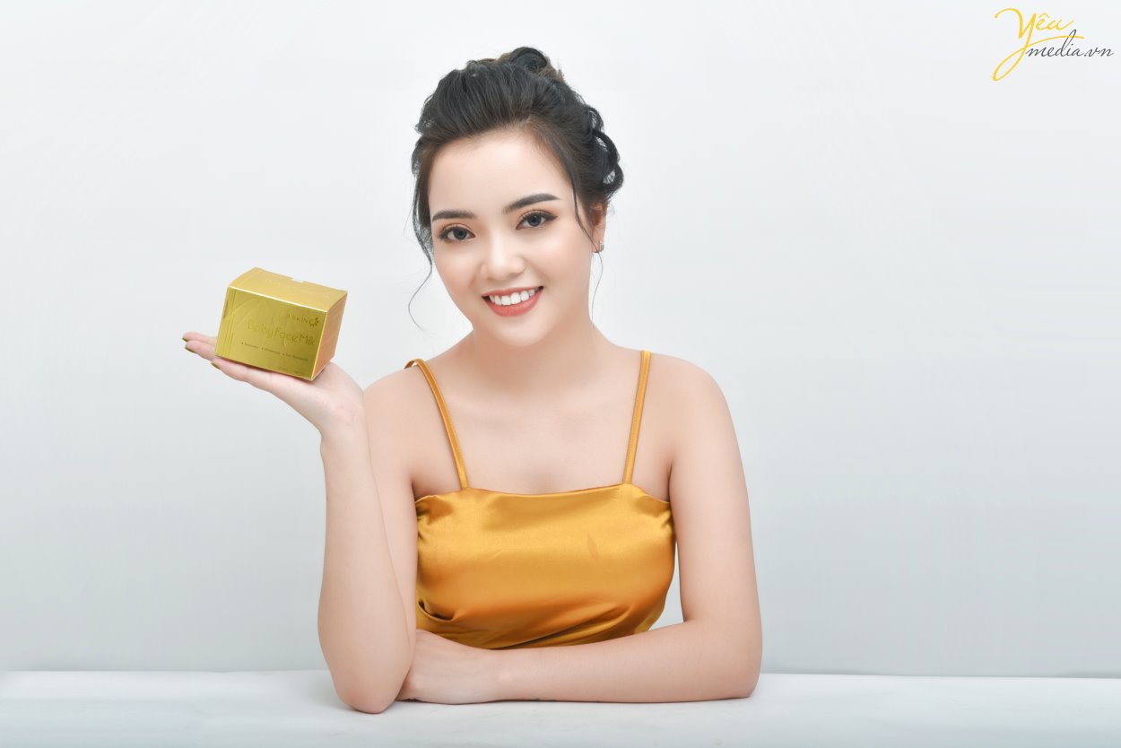 Chụp ảnh chân dung beauty trong studio và sản phẩm mỹ phẩm tại hà nội