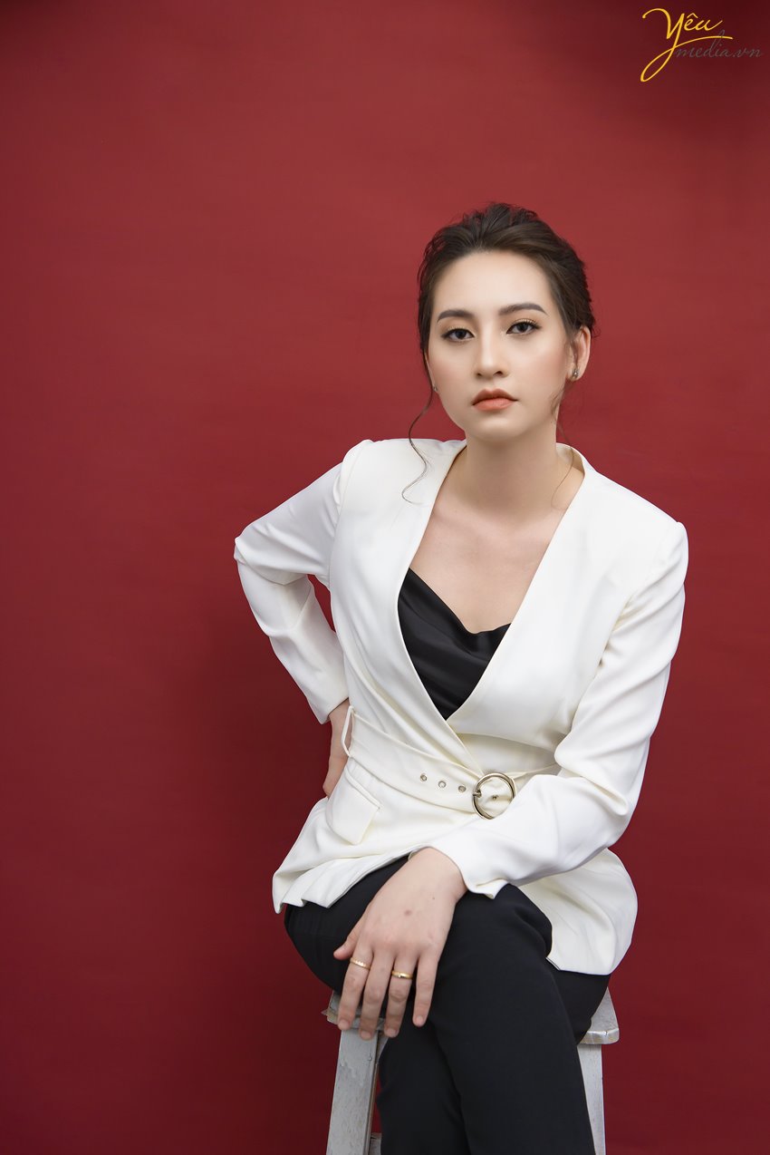 Chụp ảnh chân dung doanh nhân – Boss Mỹ Phẩm - Ms Hiền