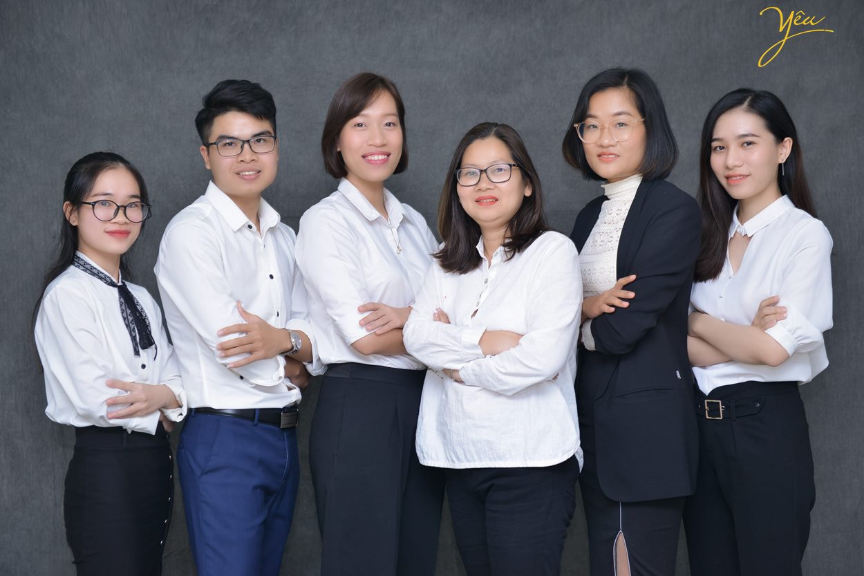 Chụp ảnh chân dung nghề nghiệp - profile company cho cán bộ công ty tại hà nội trong studio