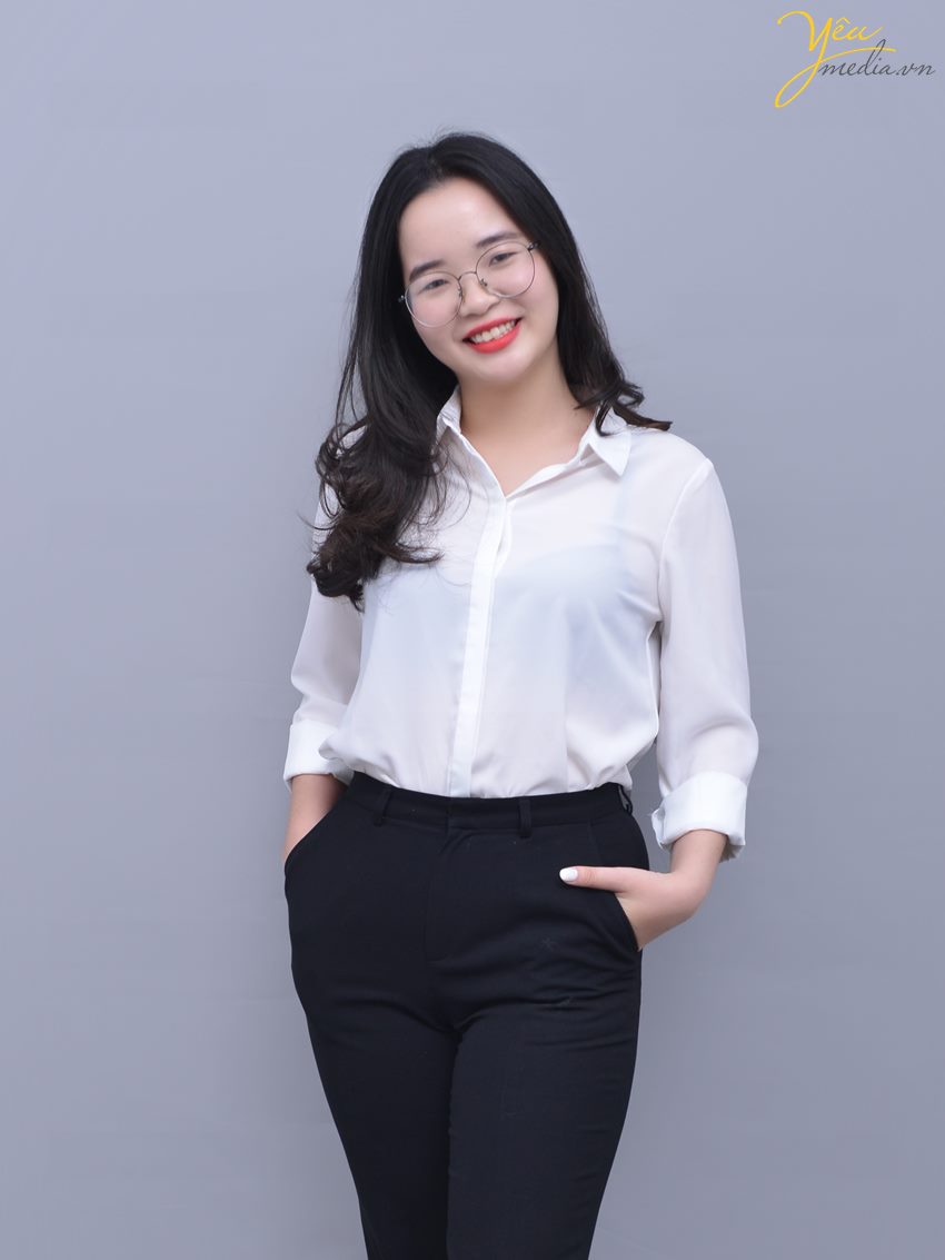 Chụp ảnh chân dung nghề nghiệp - profile company cho cán bộ công ty tại hà nội trong studio