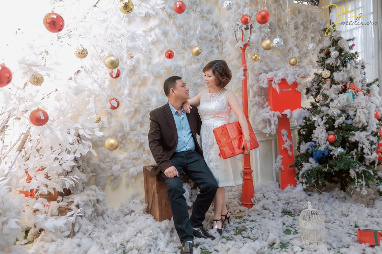 cách tạo dáng đẹp nhất của hai vợ chồng khi chụp hình