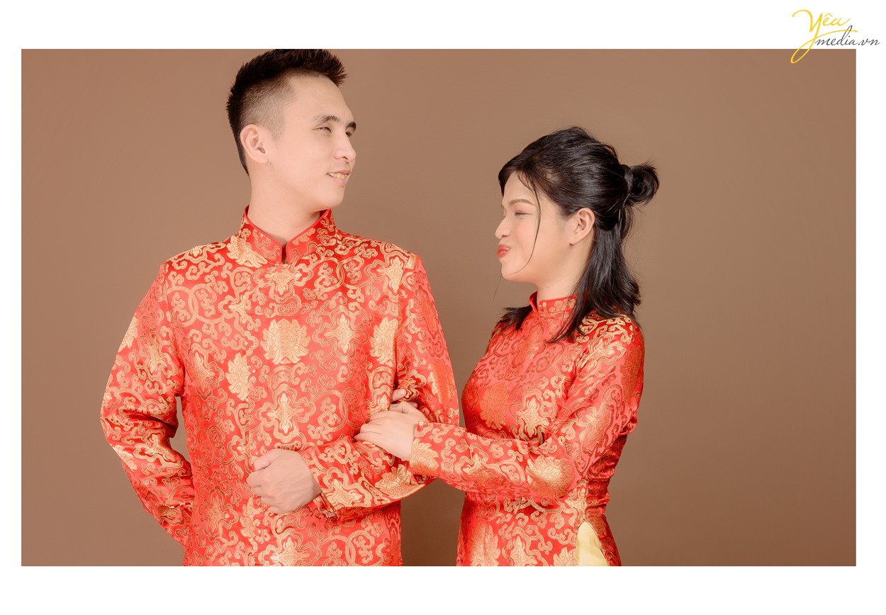 Chụp ảnh cưới cho cặp đôi khiếm thị đặc biệt, xúc động trong studio yêu media tại hà nội