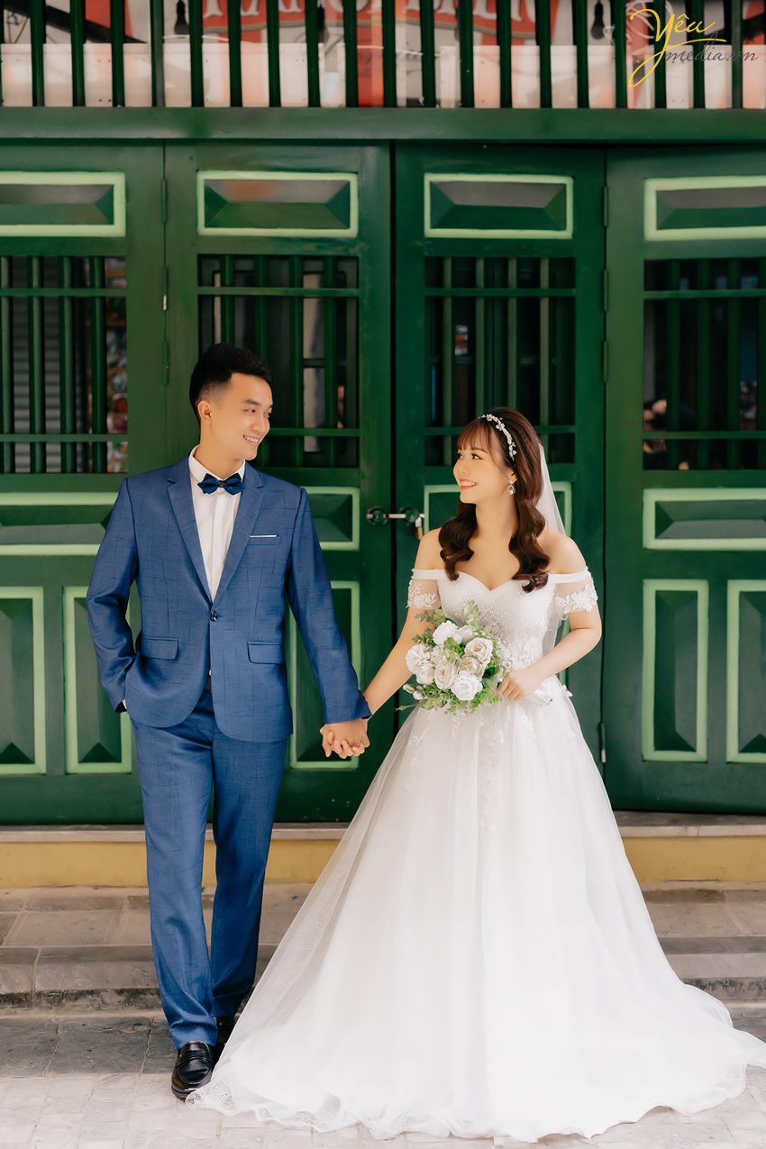 Chụp ảnh cưới trong phố cổ Hà Nội 